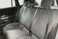 Mercedes-Benz GLA 200 din 2021 cu 34.535 km - oferta MER174206 - foto 12