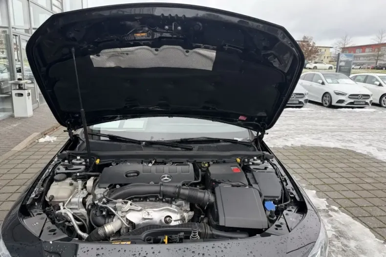 Mercedes-Benz CLA 250 din 2022 cu 46.327 km - oferta MER174209 - foto 12