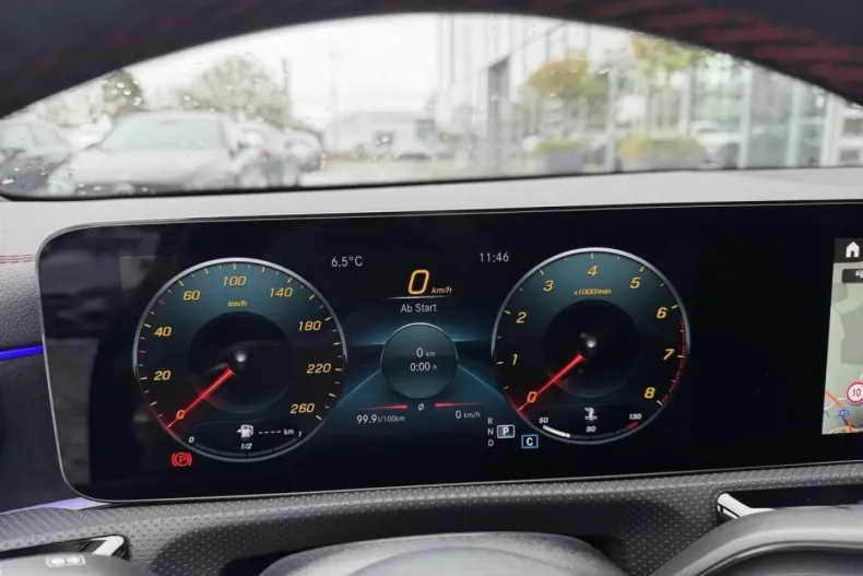 Mercedes-Benz CLA 250 din 2022 cu 46.327 km - oferta MER174209 - foto 13