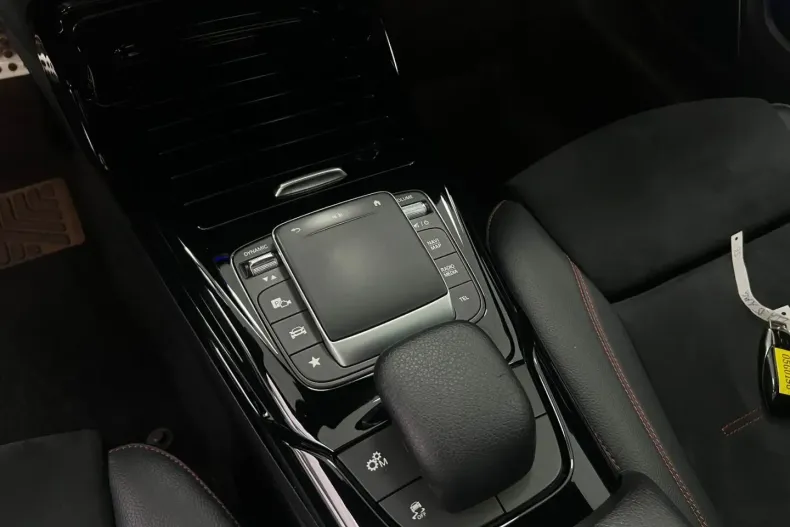 Mercedes-Benz CLA 35 AMG din 2021 cu 51.213 km - oferta MER174211 - foto 13