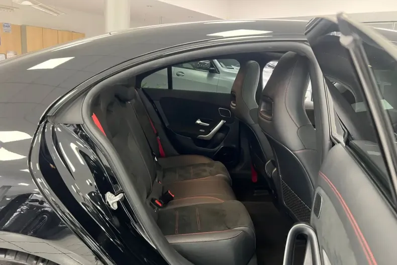 Mercedes-Benz CLA 35 AMG din 2021 cu 51.213 km - oferta MER174211 - foto 19