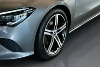 Mercedes-Benz CLA 220 din 2022 cu 79.361 km - oferta MER174212 - foto 3