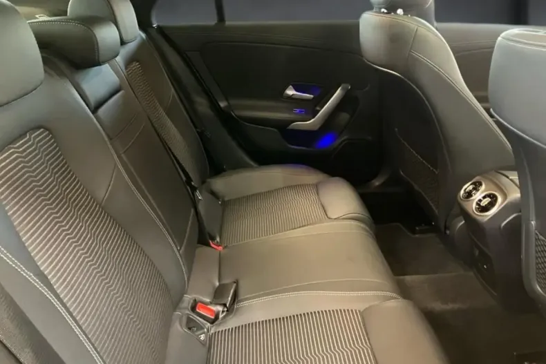 Mercedes-Benz CLA 220 din 2022 cu 79.361 km - oferta MER174212 - foto 12