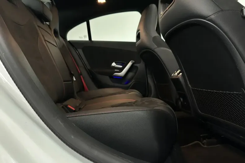 Mercedes-Benz CLA 35 AMG din 2021 cu 66.600 km - oferta MER174213 - foto 25