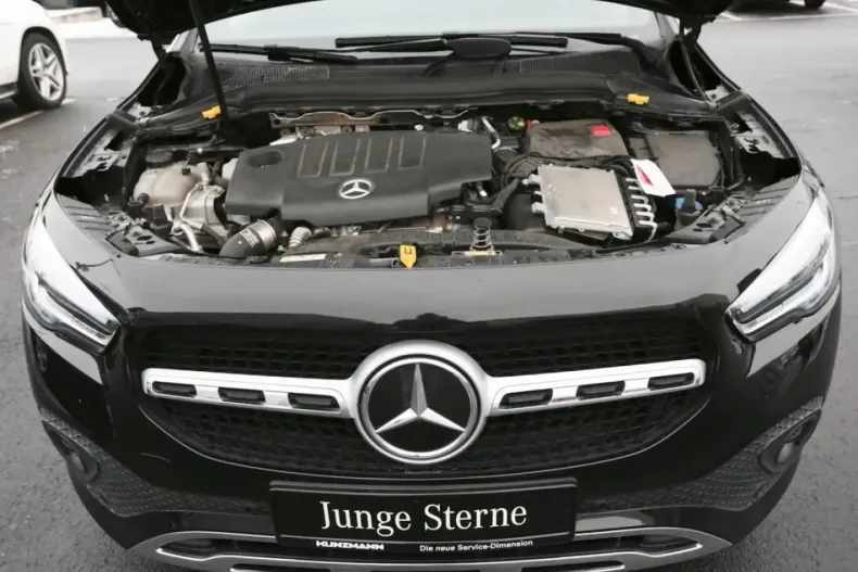 Mercedes-Benz GLA 200 din 2021 cu 60.170 km - oferta MER174215 - foto 19