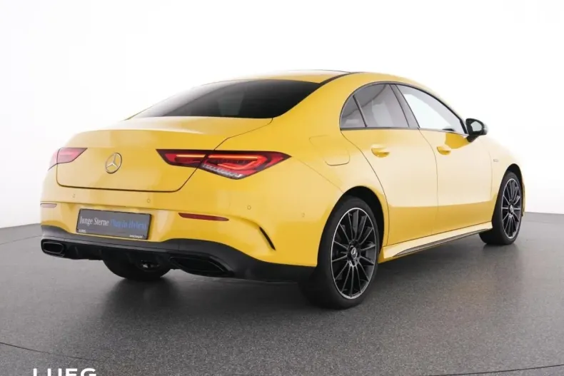 Mercedes-Benz CLA 250 din 2021 cu 34.484 km - oferta MER174220 - foto 2