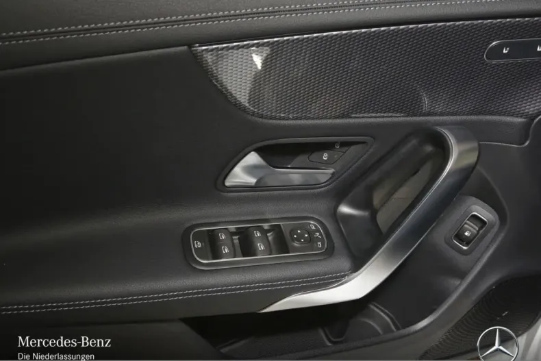 Mercedes-Benz CLA 250 din 2022 cu 53.091 km - oferta MER174222 - foto 14