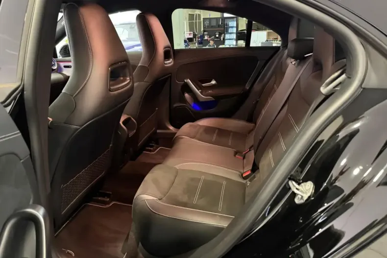 Mercedes-Benz CLA 250 din 2021 cu 37.000 km - oferta MER174226 - foto 18