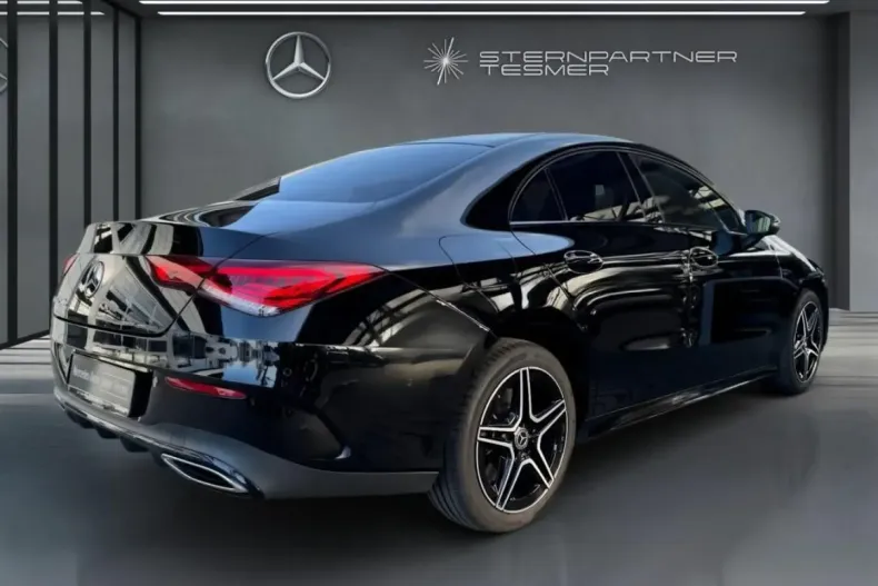 Mercedes-Benz CLA 250 din 2021 cu 50.500 km - oferta MER174229 - foto 3