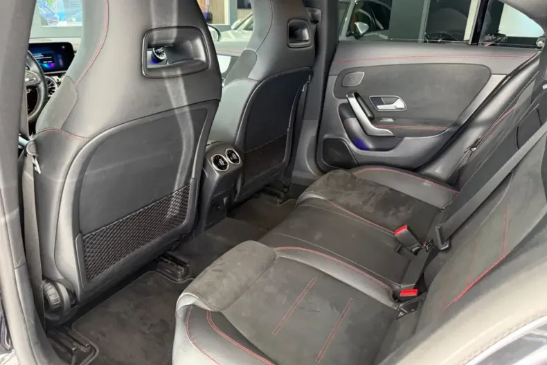 Mercedes-Benz CLA 250 din 2021 cu 80.000 km - oferta MER174231 - foto 8