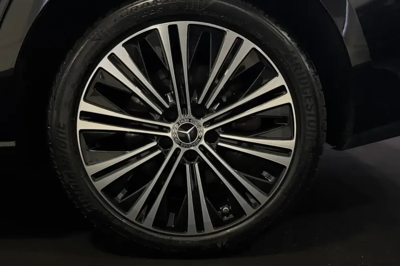 Mercedes-Benz CLA 250 din 2021 cu 61.645 km - oferta MER174232 - foto 9