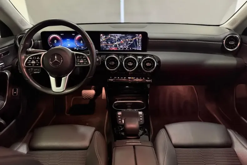 Mercedes-Benz CLA 250 din 2021 cu 61.645 km - oferta MER174232 - foto 29