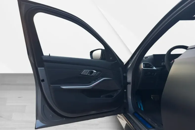 BMW M3 din 2024 cu 10.500 km - oferta BMW174261 - foto 19