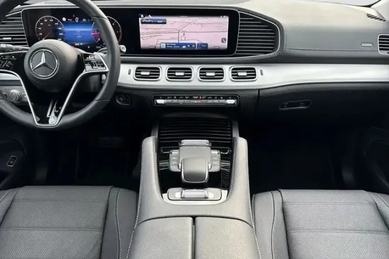 Mercedes-Benz GLE 450 din 2024 cu 5.790 km - oferta MER174263 - foto 7