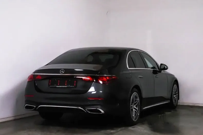 Mercedes-Benz E 200 din 2024 cu 17.200 km - oferta MER174264 - foto 2