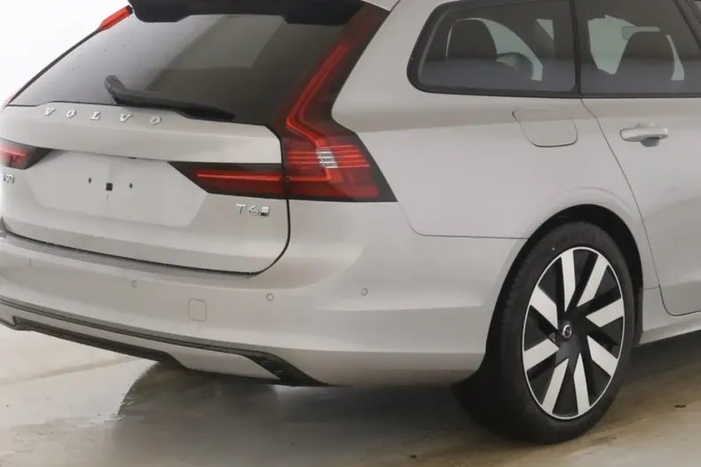 Volvo V90 din 2025 cu 24.329 km - oferta VOL174269 - foto 8