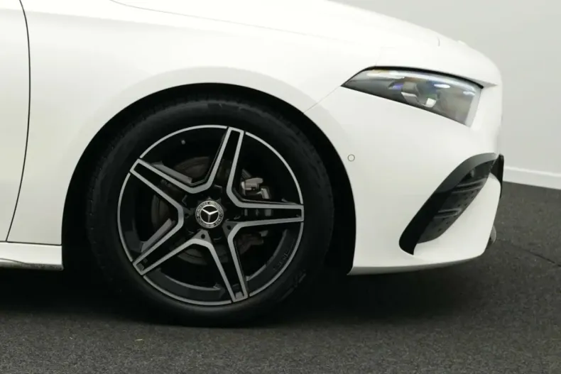 Mercedes-Benz A 200 din 2025 cu 9.204 km - oferta MER174271 - foto 8