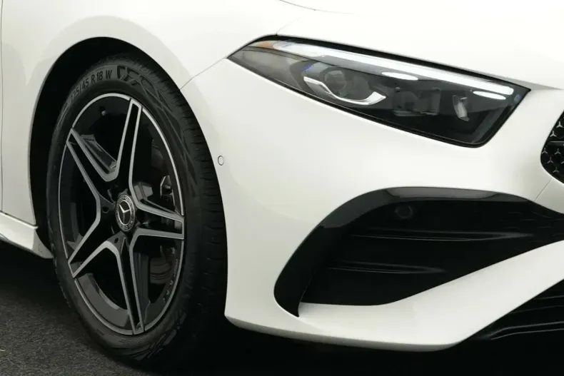 Mercedes-Benz A 200 din 2025 cu 9.204 km - oferta MER174271 - foto 9