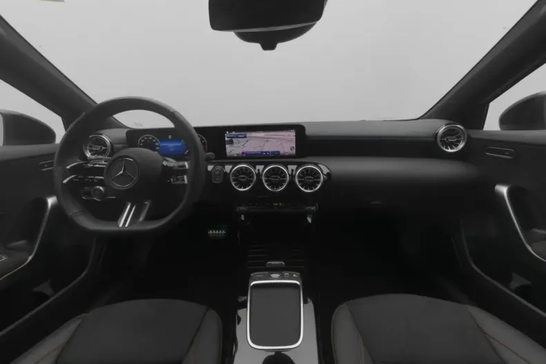 Mercedes-Benz A 200 din 2025 cu 9.204 km - oferta MER174271 - foto 18