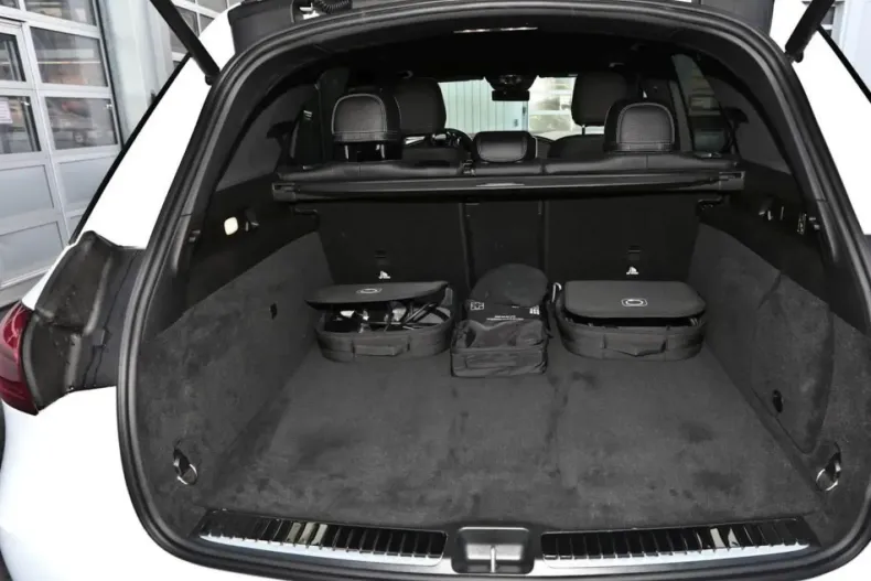 Mercedes-Benz GLE 350 din 2025 cu 7.300 km - oferta MER174273 - foto 6