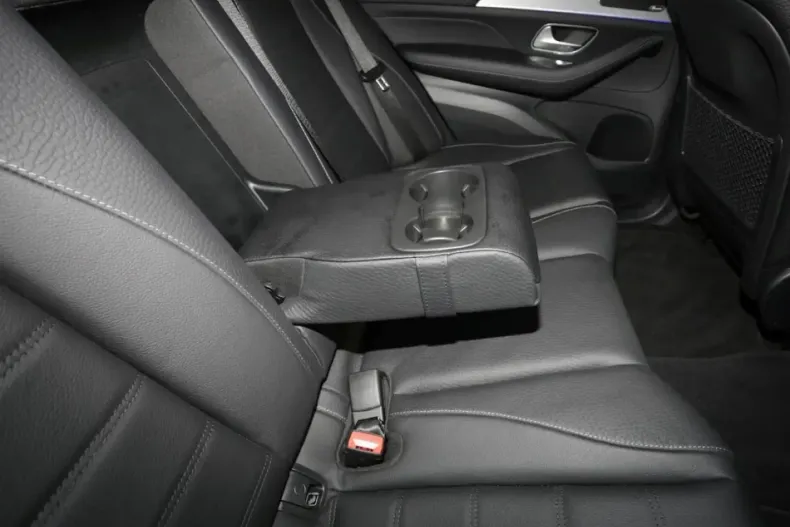 Mercedes-Benz GLE 350 din 2025 cu 7.300 km - oferta MER174273 - foto 10