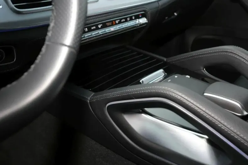 Mercedes-Benz GLE 350 din 2025 cu 7.300 km - oferta MER174273 - foto 22