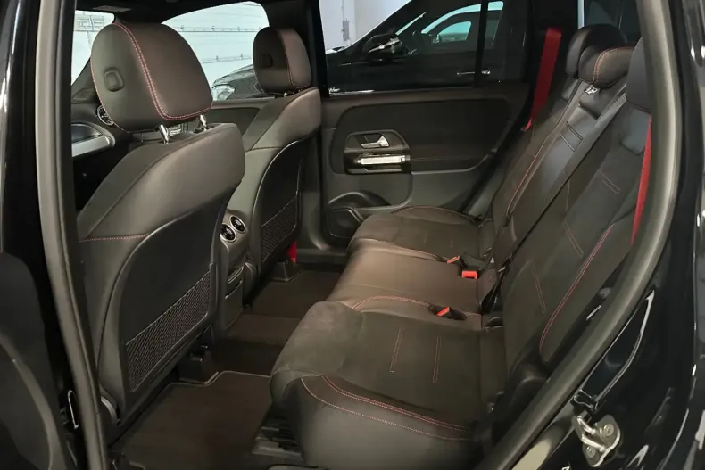 Mercedes-Benz GLB 35 AMG din 2023 cu 16.800 km - oferta MER174274 - foto 9