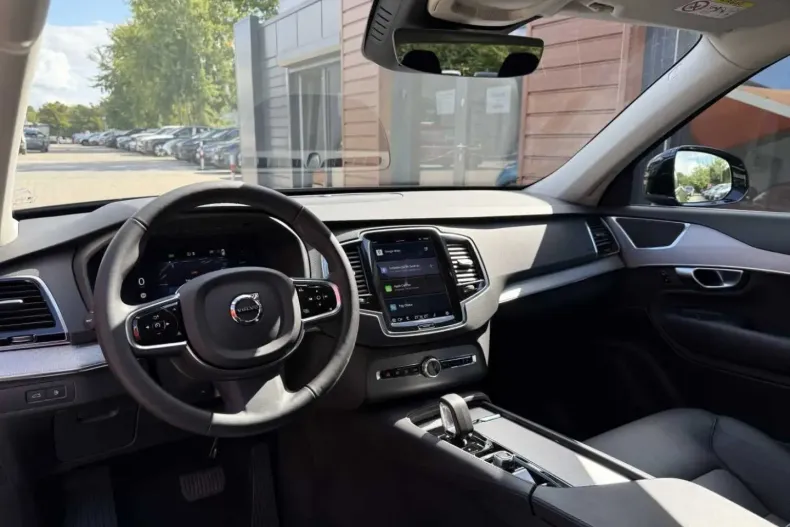 Volvo XC90 din 2025 cu 15.327 km - oferta VOL174279 - foto 13