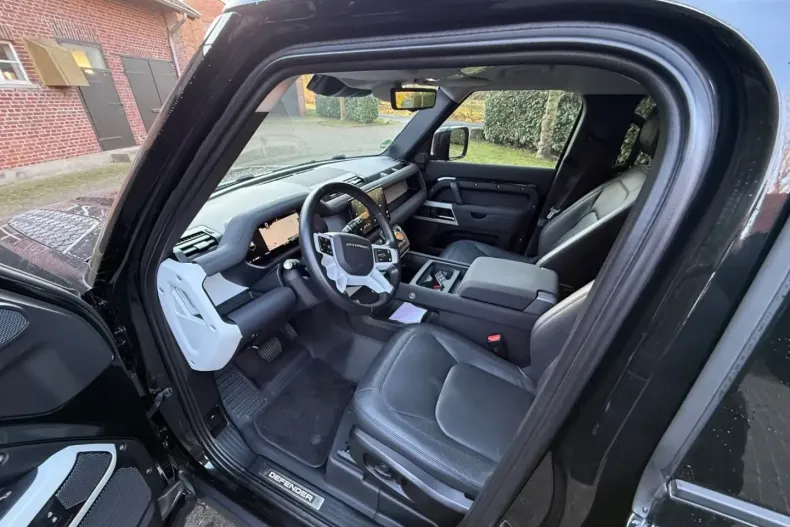 Land Rover Defender din 2022 cu 62.000 km - oferta LAN174282 - foto 12