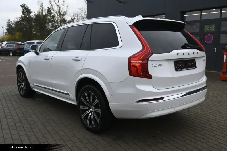 Volvo XC90 din 2023 cu 38.170 km - oferta VOL174283 - foto 3