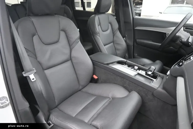 Volvo XC90 din 2023 cu 38.170 km - oferta VOL174283 - foto 14