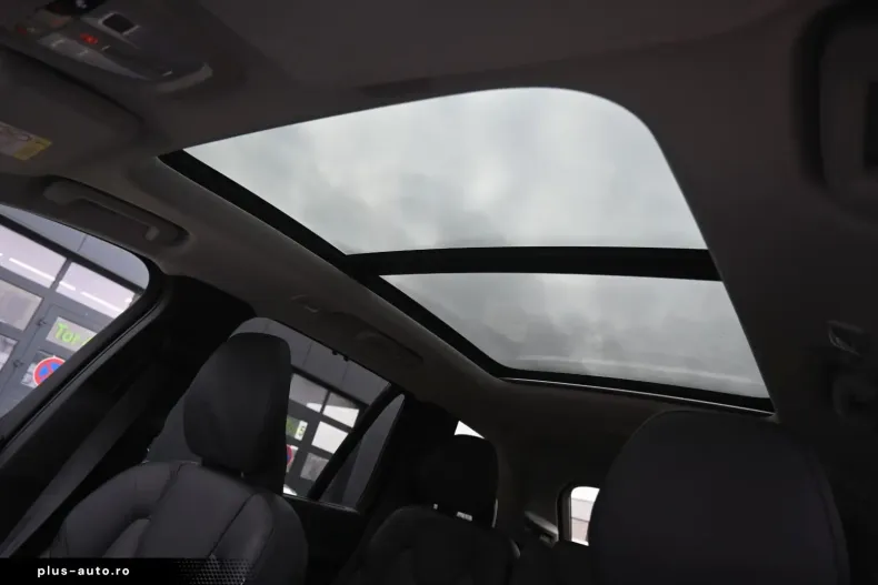 Volvo XC90 din 2023 cu 38.170 km - oferta VOL174283 - foto 26