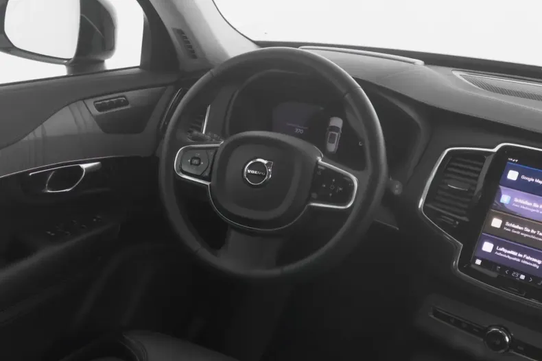 Volvo XC90 din 2022 cu 56.200 km - oferta VOL174285 - foto 4