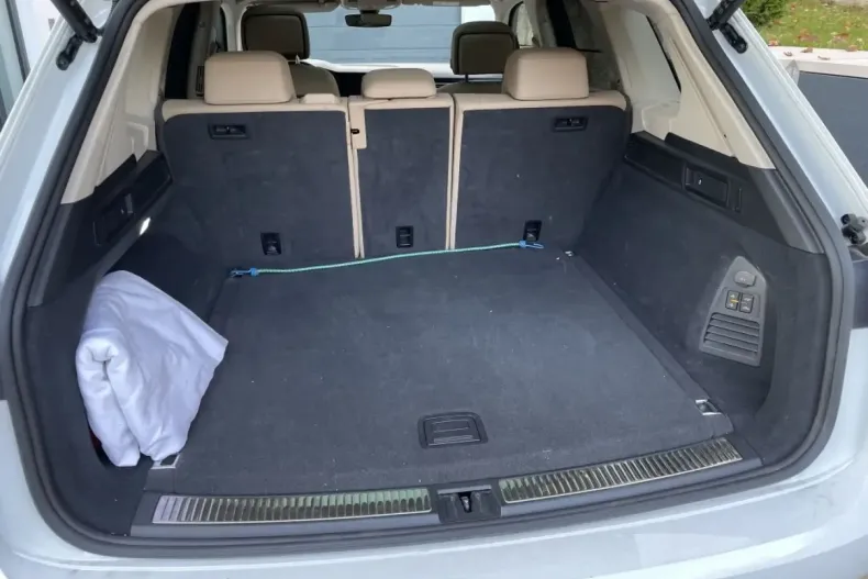 Volkswagen Touareg din 2021 cu 58.500 km - oferta VOL174287 - foto 7