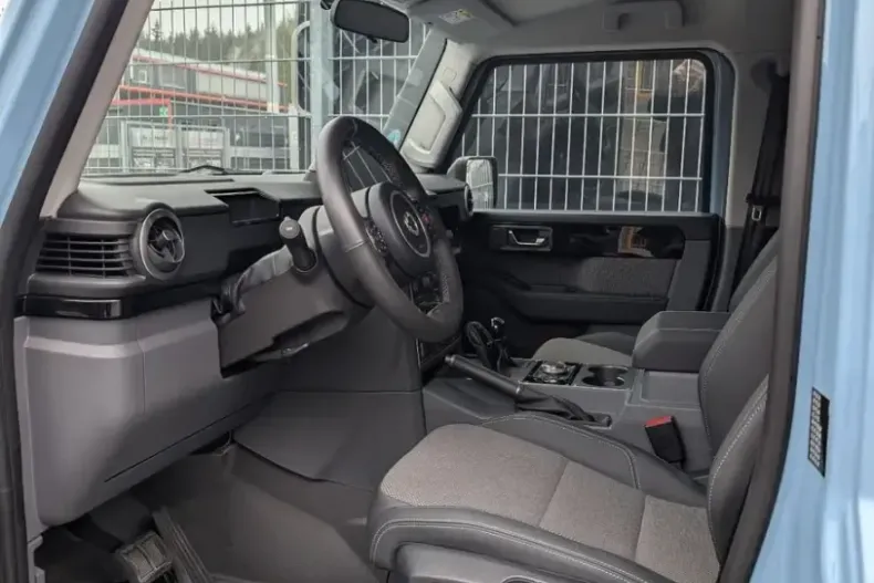 INEOS Grenadier din 2023 cu 16.200 km - oferta INE174289 - foto 13