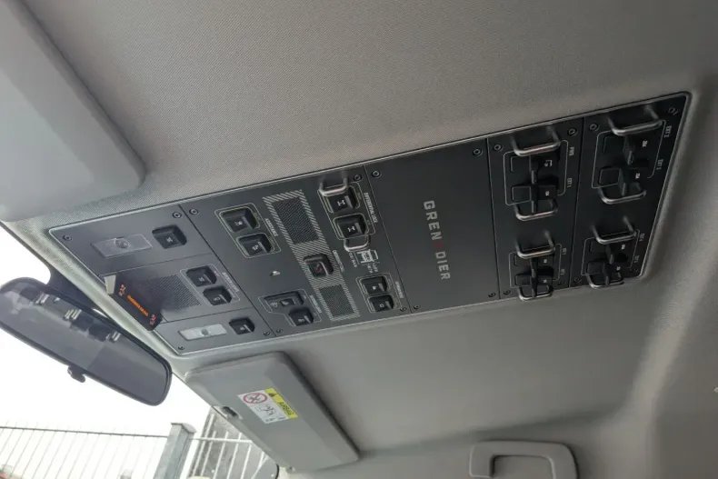 INEOS Grenadier din 2023 cu 16.200 km - oferta INE174289 - foto 18