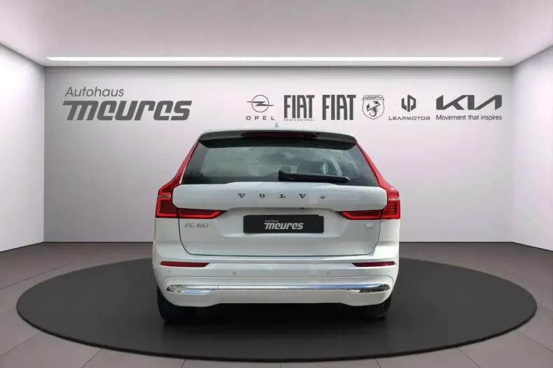 Volvo XC60 din 2024 cu 46.276 km - oferta VOL174292 - foto 3