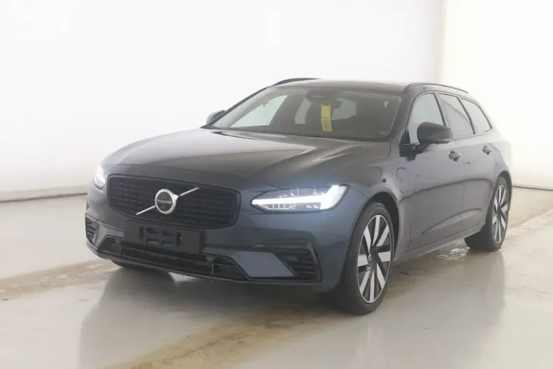 Volvo V90 din 2025 cu 26.963 km - oferta VOL174294 - foto 1