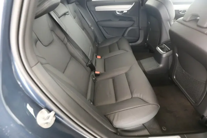 Volvo V90 din 2025 cu 26.963 km - oferta VOL174294 - foto 4