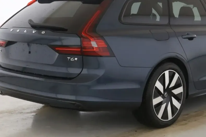 Volvo V90 din 2025 cu 26.963 km - oferta VOL174294 - foto 8