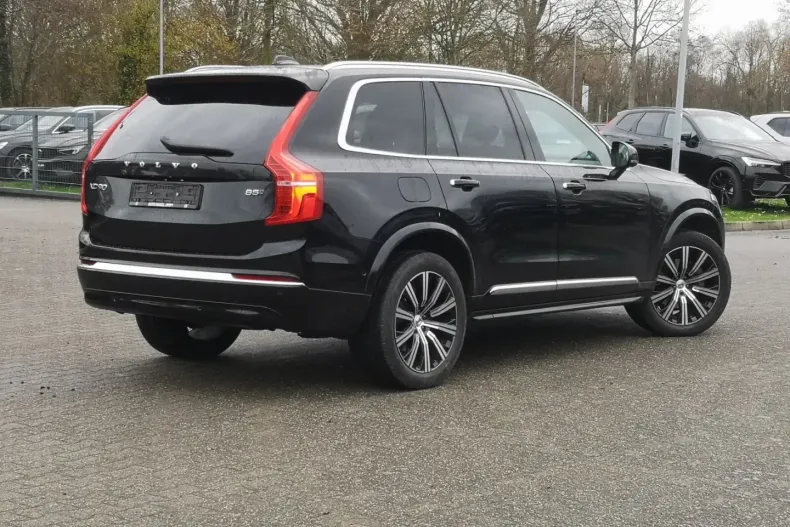 Volvo XC90 din 2022 cu 56.937 km - oferta VOL174295 - foto 2
