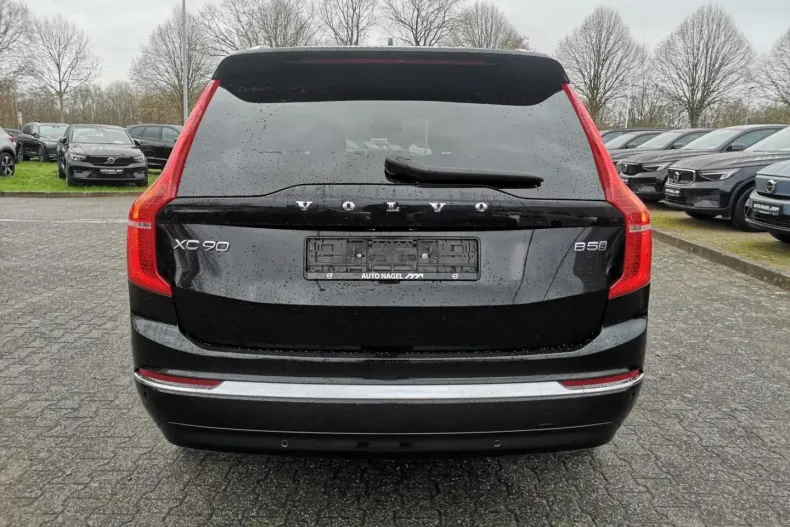 Volvo XC90 din 2022 cu 56.937 km - oferta VOL174295 - foto 4