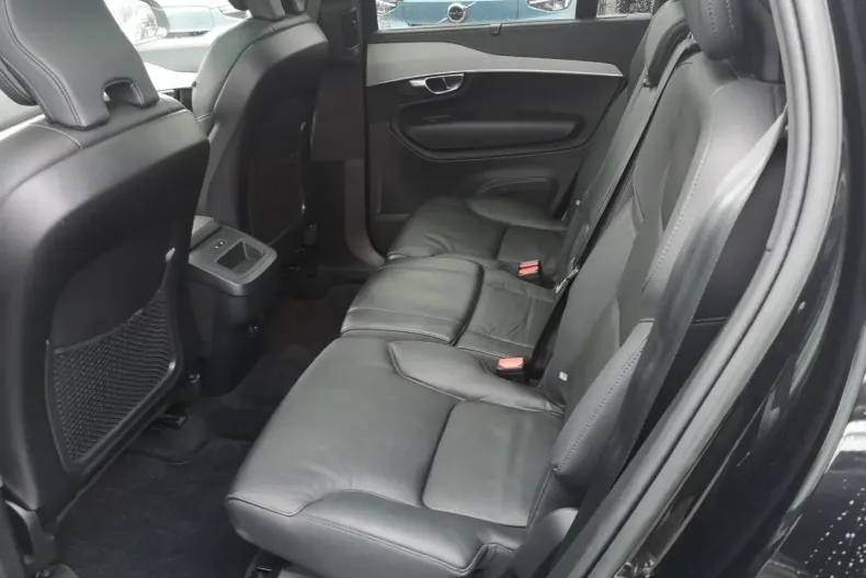 Volvo XC90 din 2022 cu 56.937 km - oferta VOL174295 - foto 8