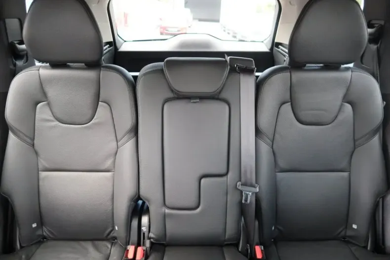 Volvo XC90 din 2022 cu 52.769 km - oferta VOL174296 - foto 10