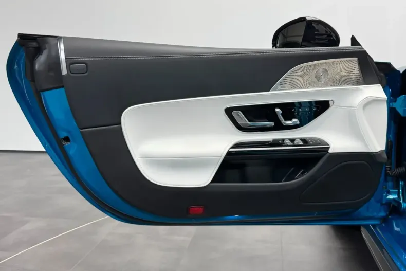 Mercedes-Benz SL 63 AMG din 2022 cu 21.651 km - oferta MER174297 - foto 12