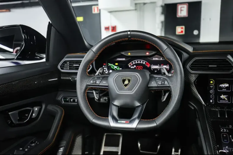 Lamborghini Urus din 2024 cu 6.480 km - oferta LAM174299 - foto 13