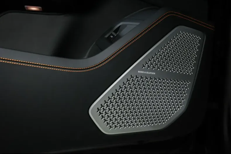 Lamborghini Urus din 2024 cu 6.480 km - oferta LAM174299 - foto 27