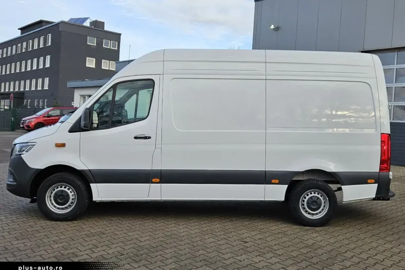 Mercedes-Benz Sprinter din 2024 cu 22.897 km - oferta MER174300 - foto 4