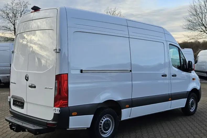 Mercedes-Benz Sprinter din 2024 cu 22.897 km - oferta MER174300 - foto 8