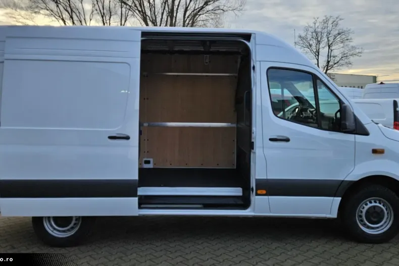 Mercedes-Benz Sprinter din 2024 cu 22.897 km - oferta MER174300 - foto 9